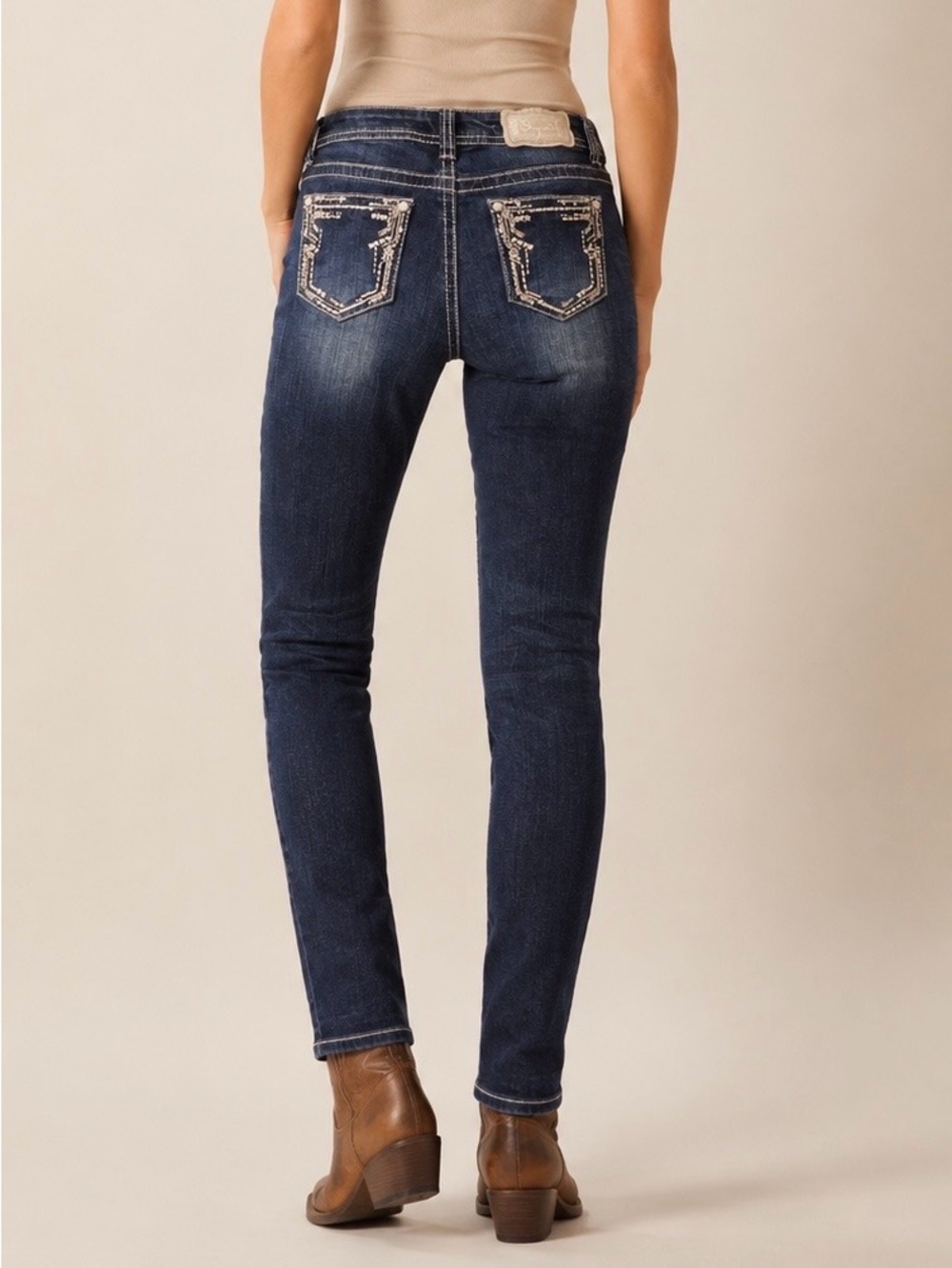 Shyanne 31 (11/12) Shy Skinny Jeans Stretch Low Rise Missing A Crystal On Pocket